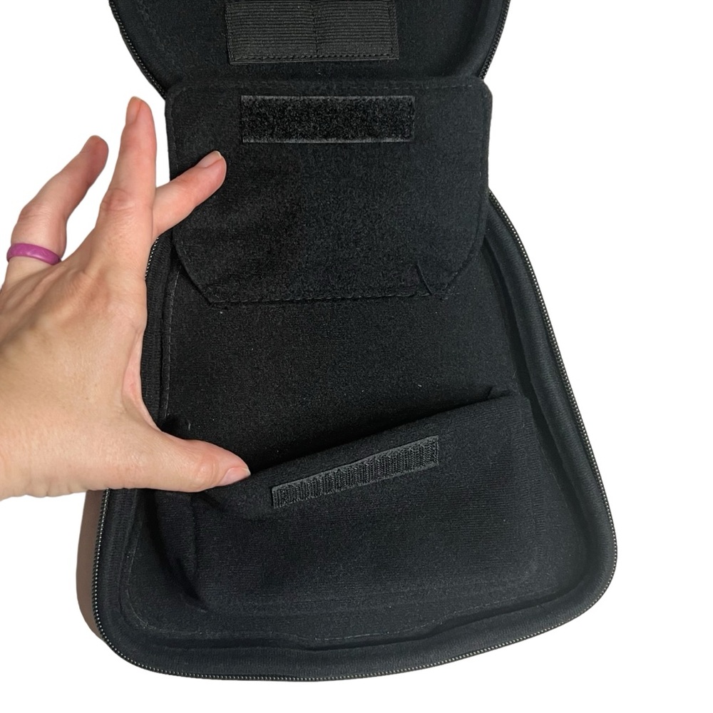 Nintendo DS official Star Wars Darth Vader Helmet Game Storage Carrying‎ Case - Picture 7 of 9